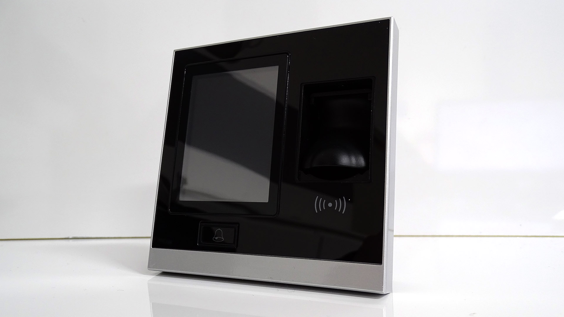 Transformer un lecteur biométrique en lecteur d’empreinte digitale Z-Wave